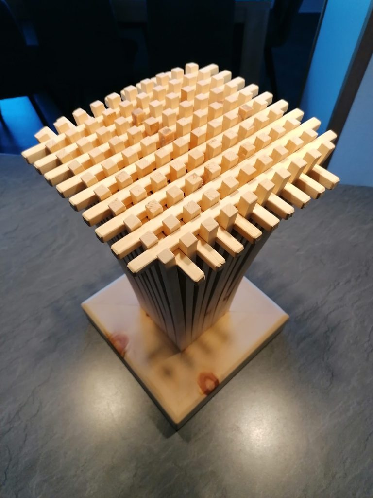 Holzstruktur auf einem Tisch